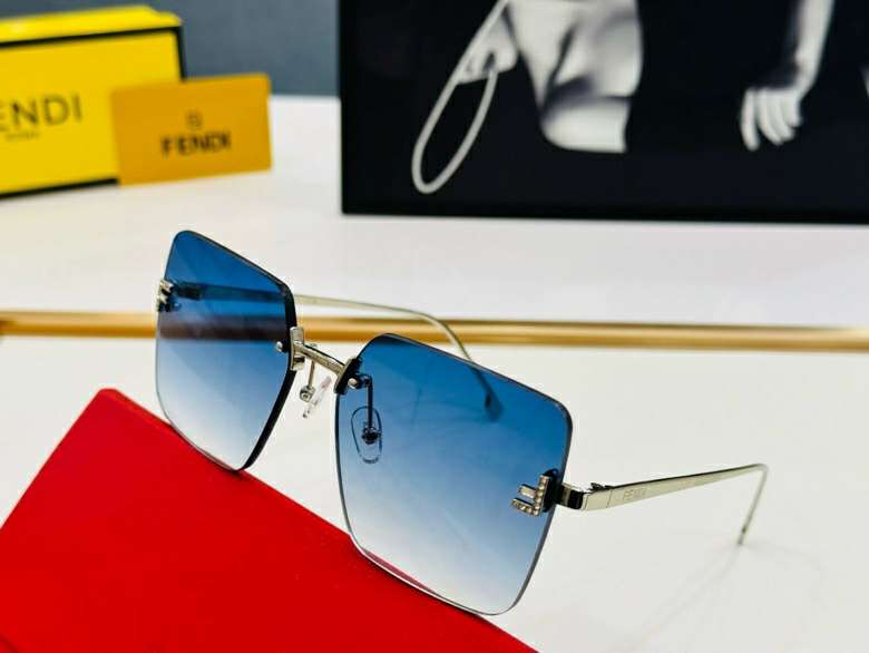Picture of Fendi Sunglasses _SKUfw56968996fw